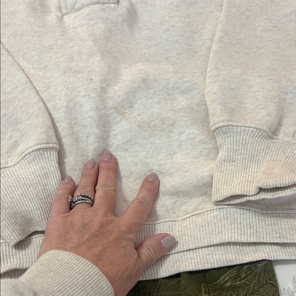 Lululemon leggings and Aeri Cream Pullover and Olive Green Leggings Set - Picture 3 of 8